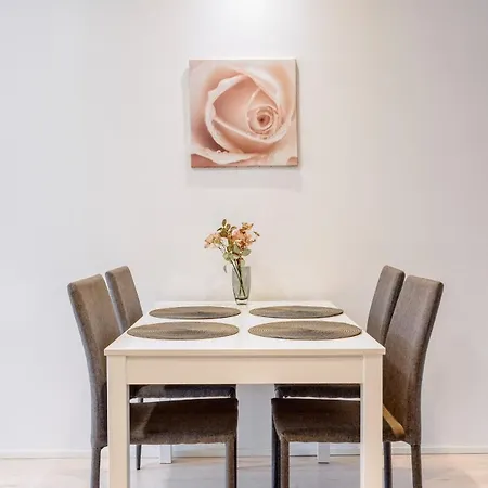 Downtown Apartamento Rovaniemi